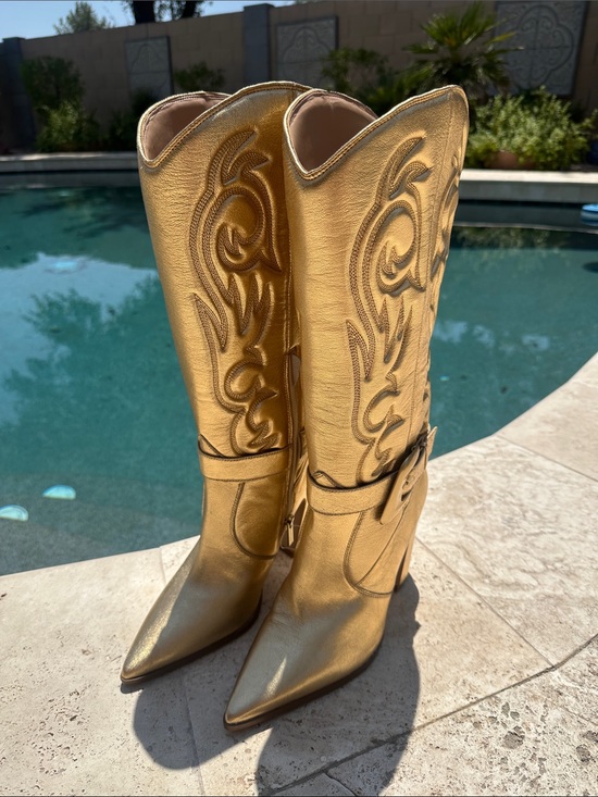 Vince Camuto Shoes - Bright gold cowgirl boots !